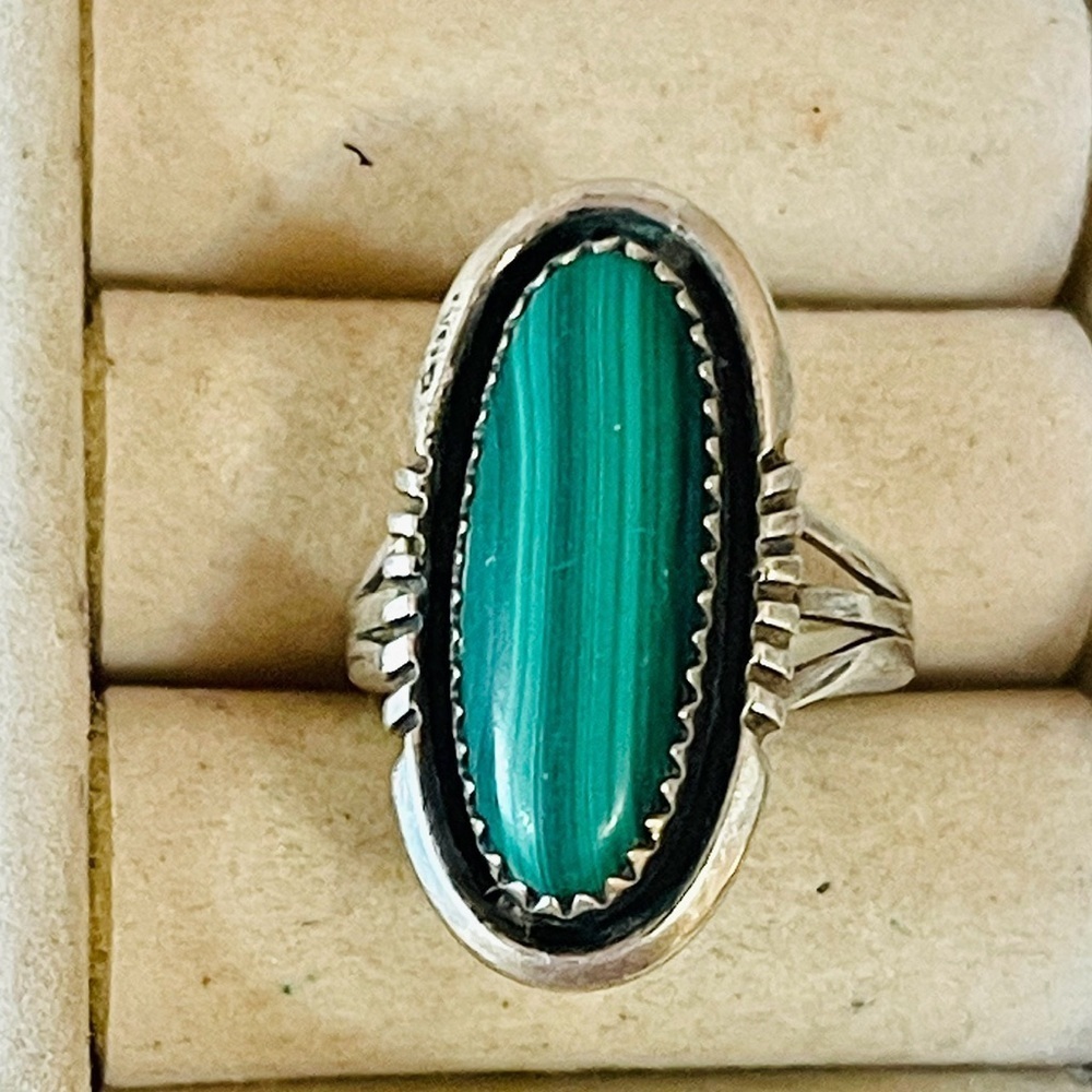 VTG Native American Navajo Sterling Silver Malachite Ring Sz 8 8 G Signed